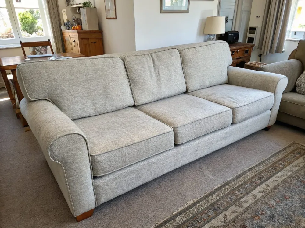 [DEMO] Sofa 3-seter, grå – hentes i Oslo