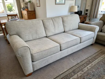 [DEMO] Sofa 3-seter, grå – hentes i Oslo